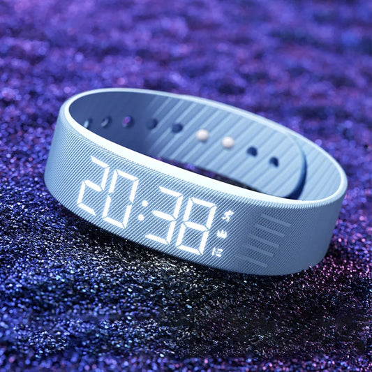 Reloj Deportivo Minimalista – Podómetro y Alarma con Vibración (Resistente al Agua)