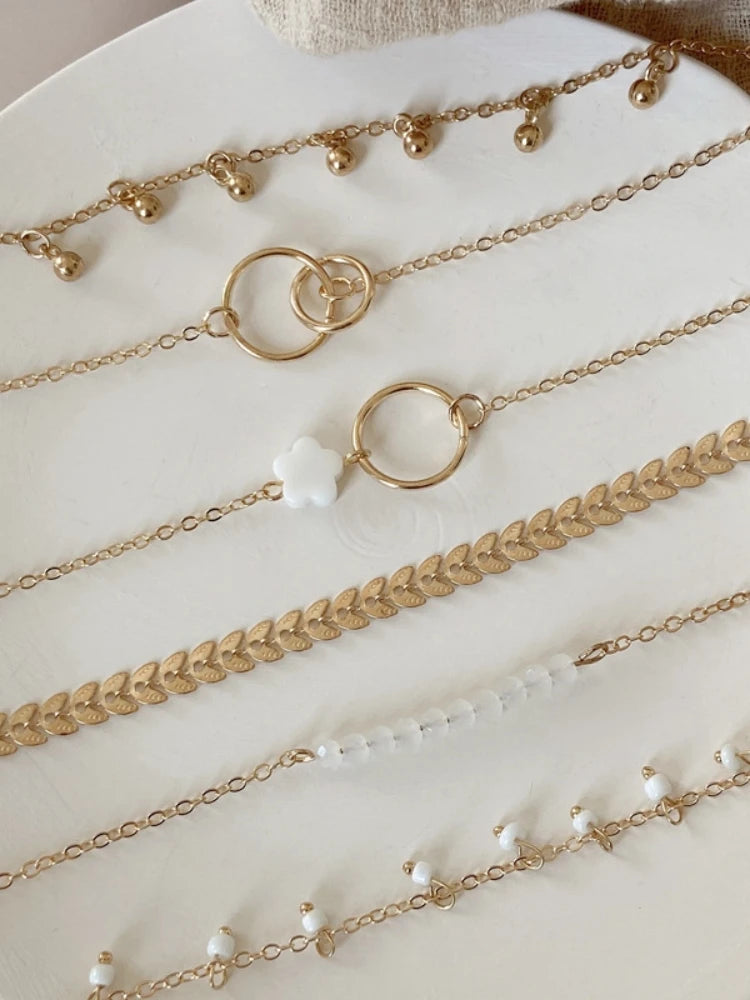 Conjunto de 6 pulseras apilables de moda con diseño geométrico y de borlas ajustables: perfectas para el día a día y ocasiones especiales.