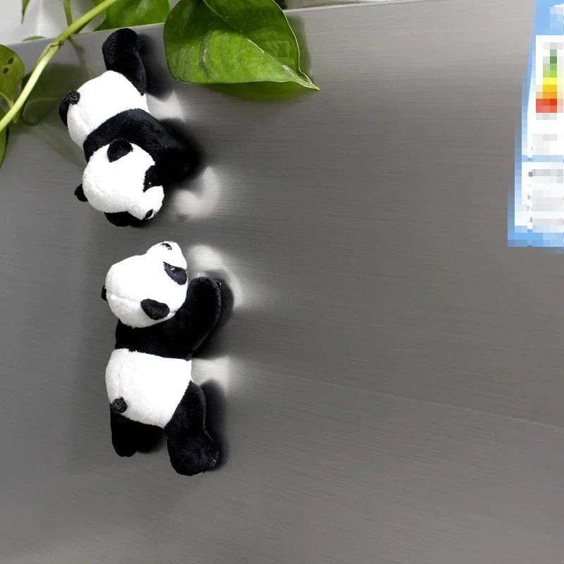 Lindos Imanes de Panda de Peluche – Decoración Suave para Refrigerador y Pizarras